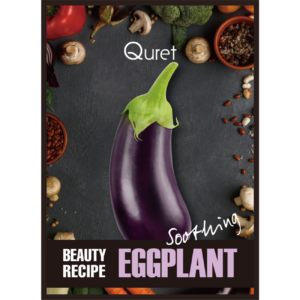 quret kojąca maska w płachcie z bakłażanem przedstawiona na białym tle