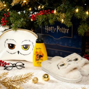 Harry Potter Hedwiga zestaw upominkowy z kapciami, kosmetyczką i pianką do rąk – prezent dla fana, świąteczny gift set